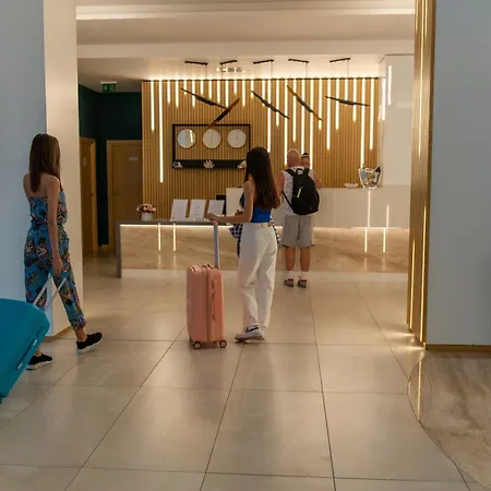 Mirabelle Goudstrand