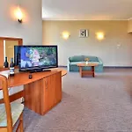 Mirabelle Hotel