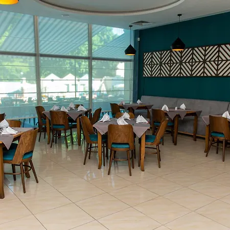 Хотел Mirabelle