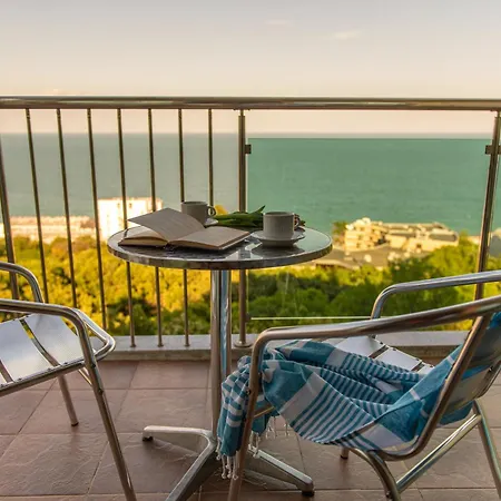 Хотел Mirabelle