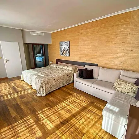 Mirabelle 4*